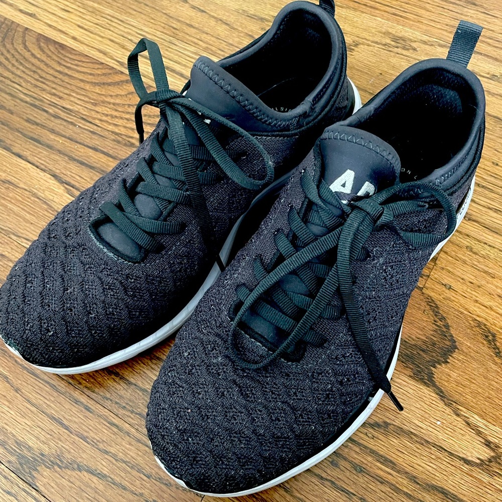 Women’s APL, black, size 8